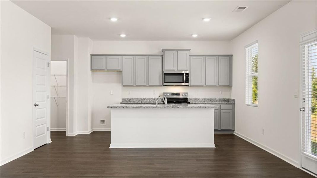 Furnished interior view inside a new home in Fox Crossing, Griffin (Image 11).