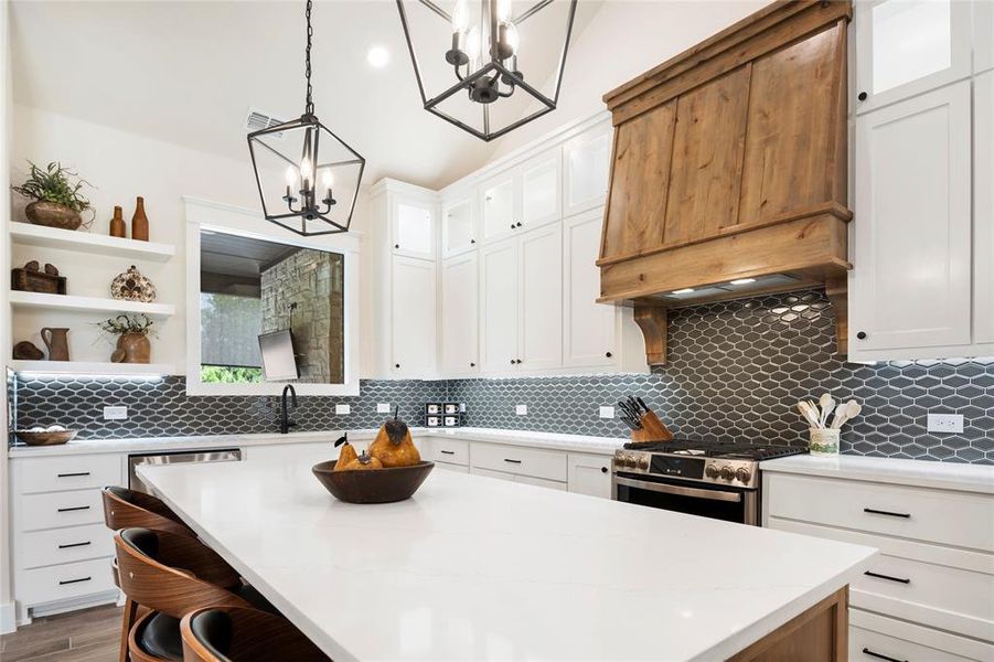 Furnished interior view inside a new home in Lincoln Pointe, Van Alstyne (Image 14).