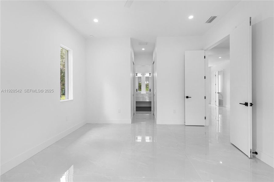 Spacious, unfurnished interior of a new home in , Naples (Image 29). Spacious, unfurnished interior of a new home in , Naples (Image 29).
