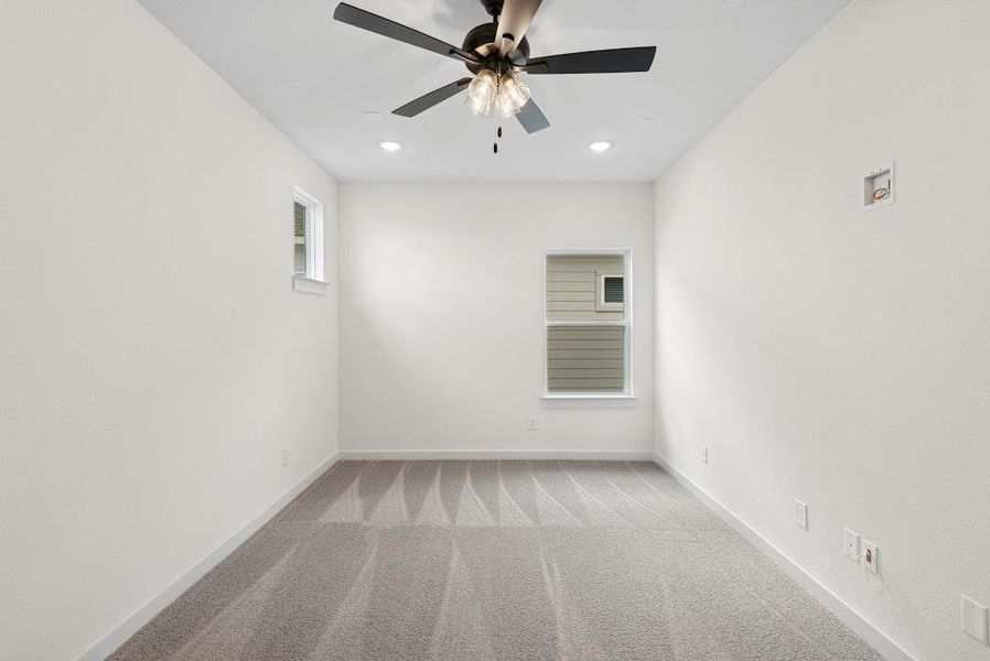 Spacious, unfurnished interior of a new home in Santa Rita Ranch, Liberty Hill (Image 31). Spacious, unfurnished interior of a new home in Santa Rita Ranch, Liberty Hill (Image 31).