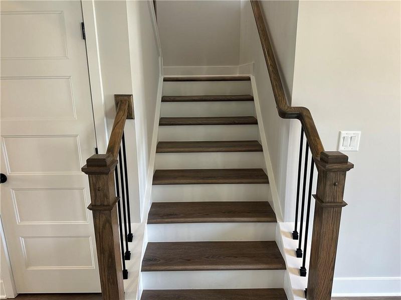 Spacious, unfurnished interior of a new home in Rosewood Lake Estates, Hoschton (Image 21).