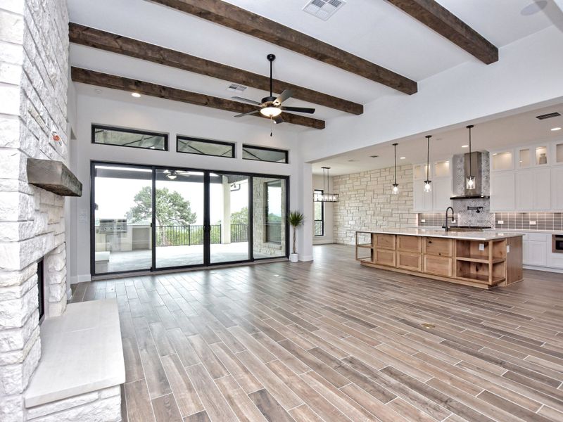 Representative unfurnished interior of a home built from the Santa Barbara II by Giddens Homes in Scofield Farms Estates, Georgetown (Image 146).