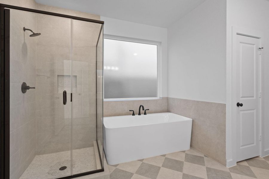 Furnished interior view inside a new home in Cross Creek West 50', Fulshear (Image 8). Furnished interior view inside a new home in Cross Creek West 50', Fulshear (Image 8).