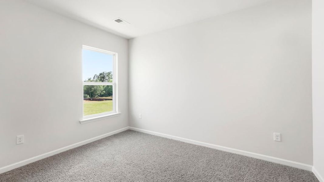 Spacious, unfurnished interior of a new home in Cascade Point, Seneca (Image 20).