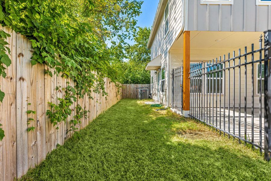 Image 25 of a home in . Image 25 of a home in .