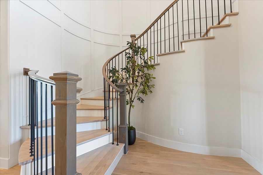 Spacious, unfurnished interior of a new home in Estates at Rockhill, Frisco (Image 20).