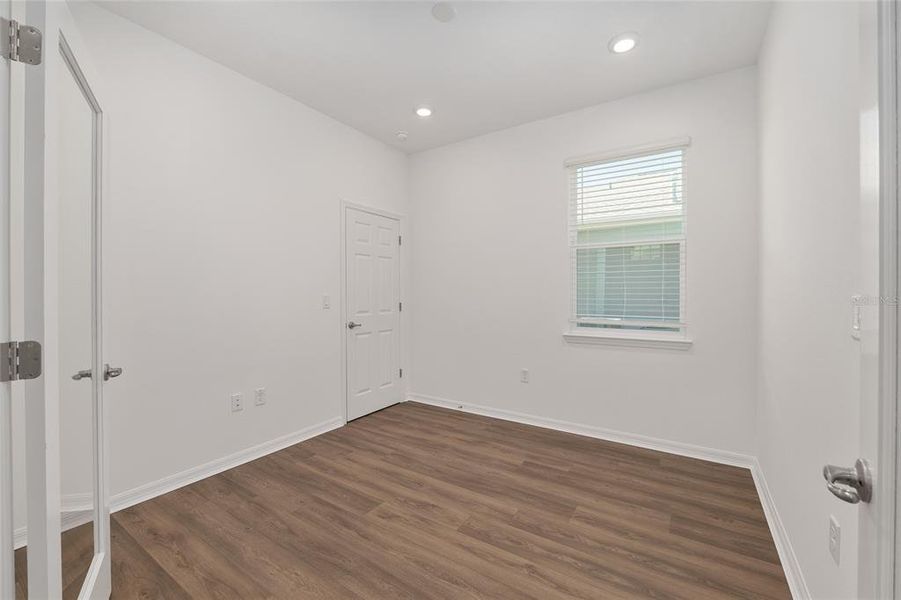 Spacious, unfurnished interior of a new home in , Ocala (Image 45).