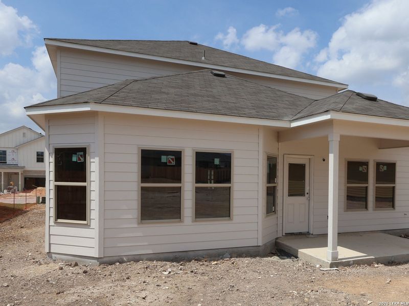 Exterior details and patio area of a home in Agave, San Antonio (Image 22).