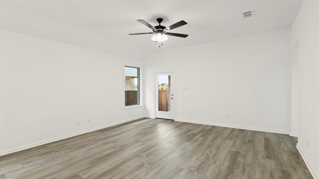 15. 1662 Gracehill - Family