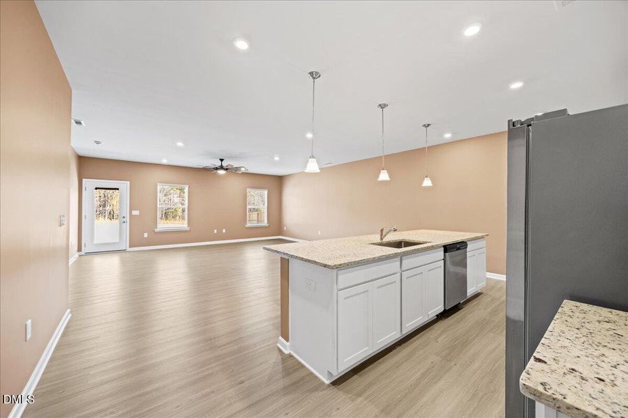 12-2A1A2682 12-2A1A2682