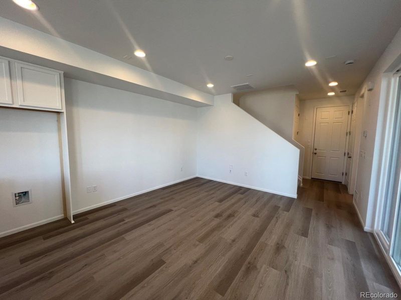 Spacious, unfurnished interior of a new home in Skyview at High Point, Aurora (Image 3). Spacious, unfurnished interior of a new home in Skyview at High Point, Aurora (Image 3).