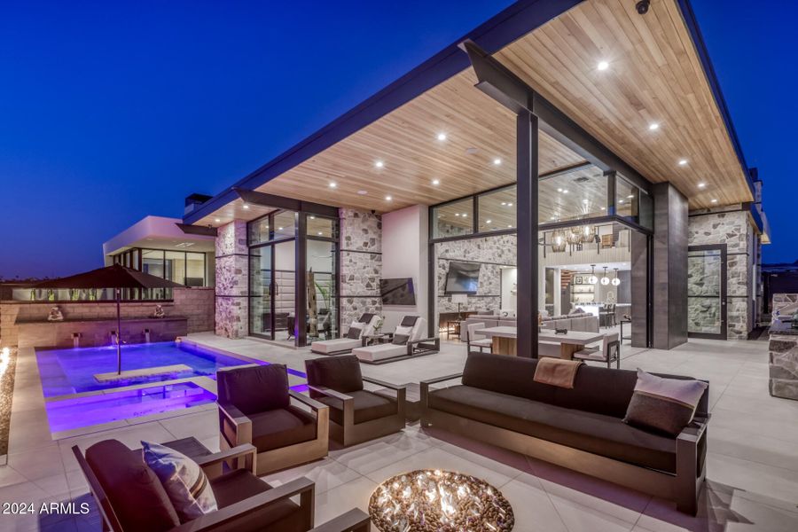 003_BACKYARD 003_BACKYARD