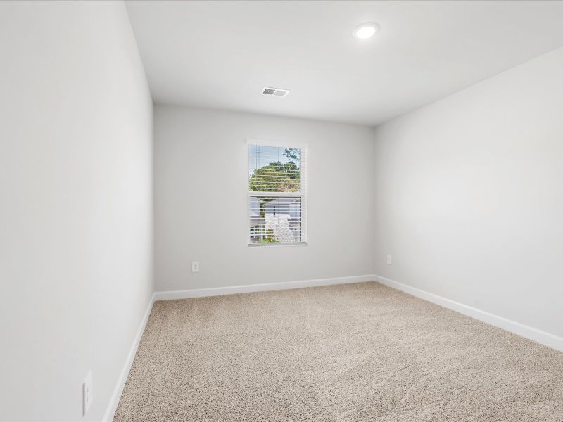Spacious, unfurnished interior of a new home in Collier Ridge, Moore (Image 25).