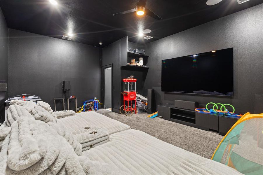 Furnished interior view inside a new home in , Frisco (Image 18).