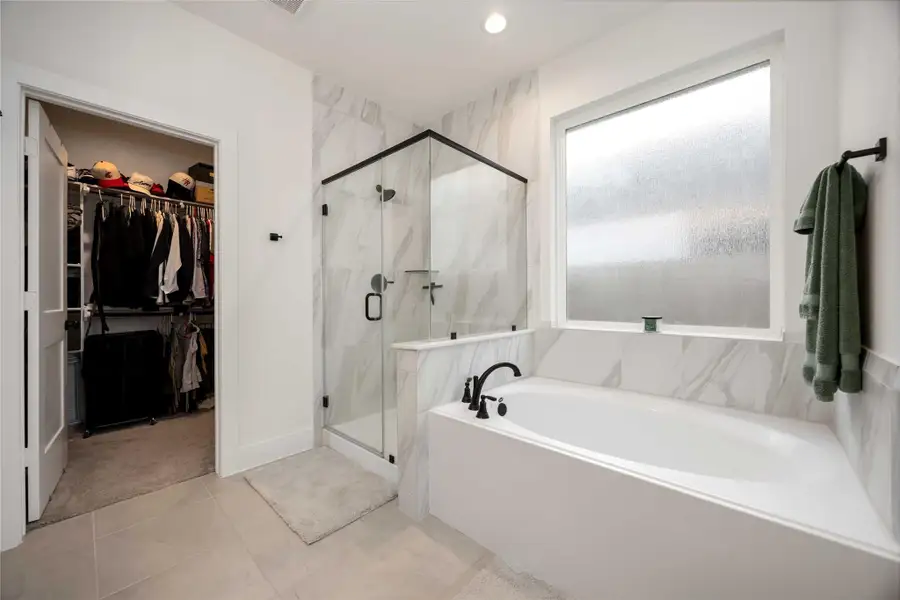 Furnished interior view inside a new home in , Conroe (Image 16). Furnished interior view inside a new home in , Conroe (Image 16).