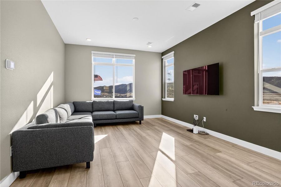 Furnished interior view inside a new home in , Lakewood (Image 14). Furnished interior view inside a new home in , Lakewood (Image 14).