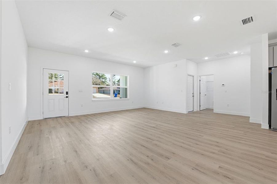 Spacious, unfurnished interior of a new home in , Citrus Springs (Image 15). Spacious, unfurnished interior of a new home in , Citrus Springs (Image 15).