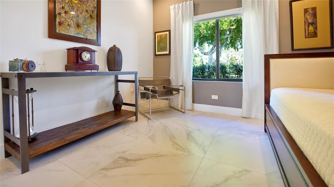 Furnished interior view inside a new home in , Fort Lauderdale (Image 4).