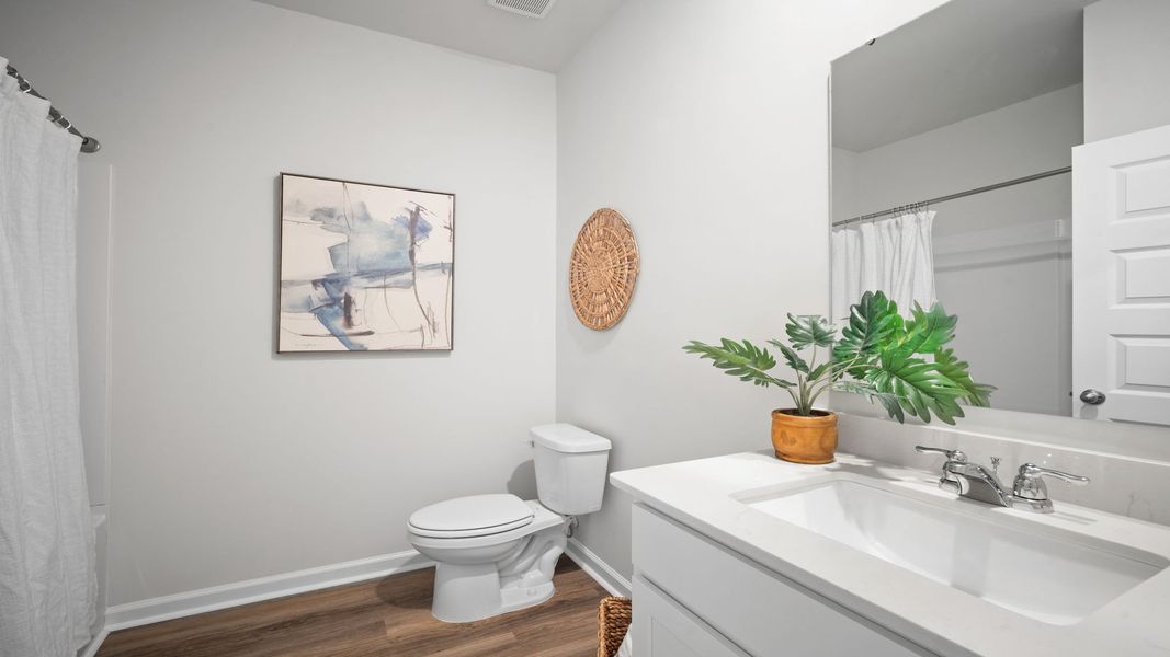 Furnished interior view inside a new home in Fernhill Farms, Statesboro (Image 31).