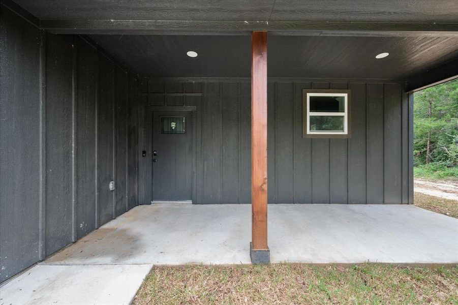 Exterior details and patio area of a home in , Tool (Image 3).