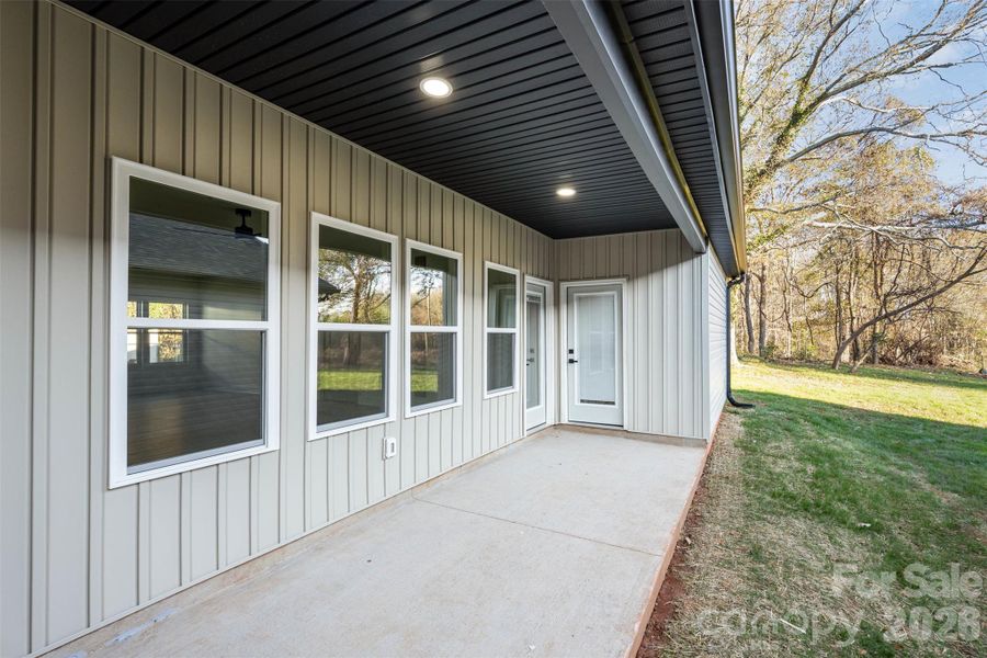 Exterior details and patio area of a home in , Shelby (Image 4).