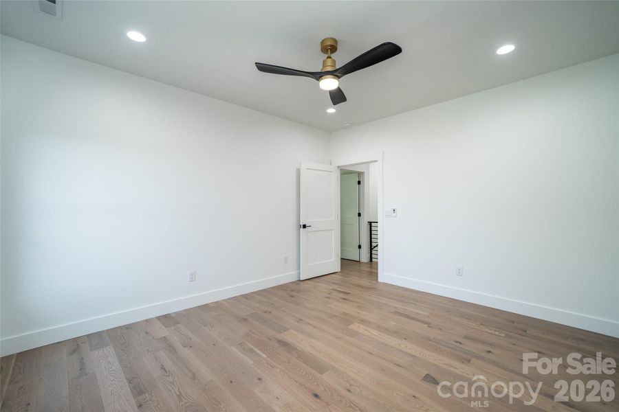 Spacious, unfurnished interior of a new home in , Hendersonville (Image 29). Spacious, unfurnished interior of a new home in , Hendersonville (Image 29).
