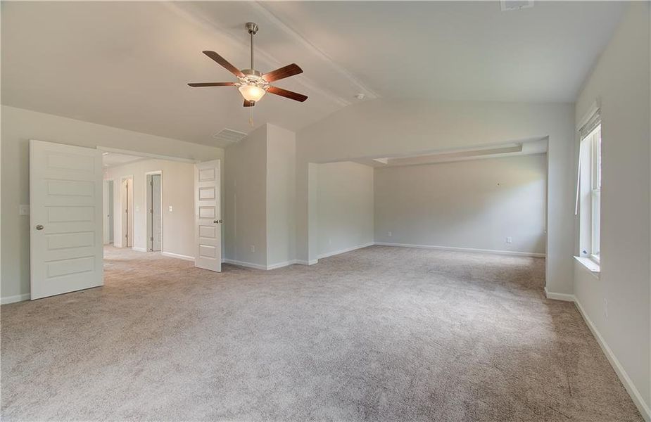 Spacious, unfurnished interior of a new home in Grandview at Millers Mill, Stockbridge (Image 31).