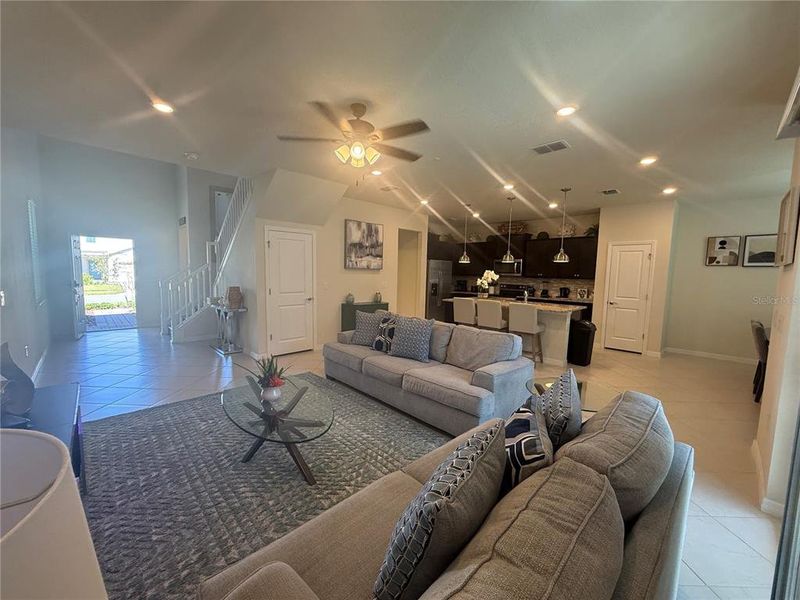 Furnished interior view inside a new home in Windsor Cay Resort, Clermont (Image 14).