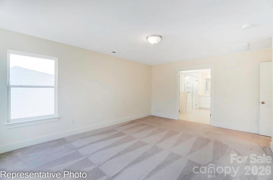 Spacious, unfurnished interior of a new home in Enclave at Riverdale, Huntersville (Image 30).