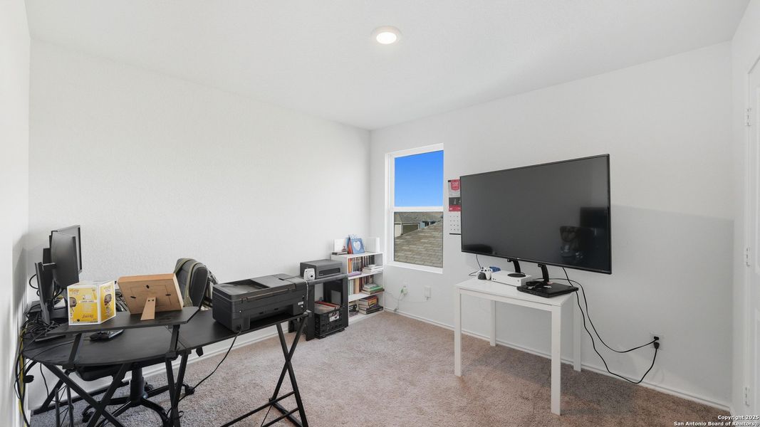 Furnished interior view inside a new home in Spring Grove: Stonehill Collection, St. Hedwig (Image 7).