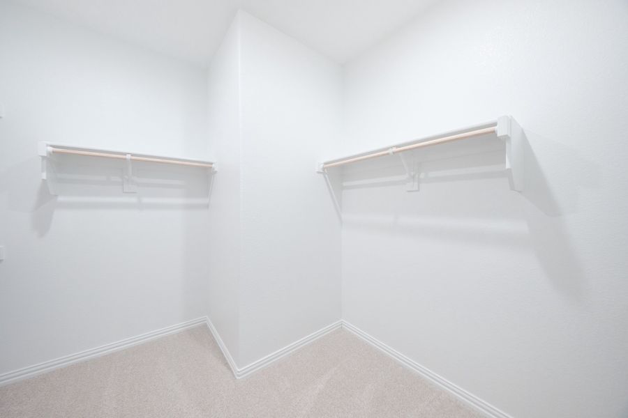 Spacious, unfurnished interior of a new home in Churchill, Anna (Image 18).