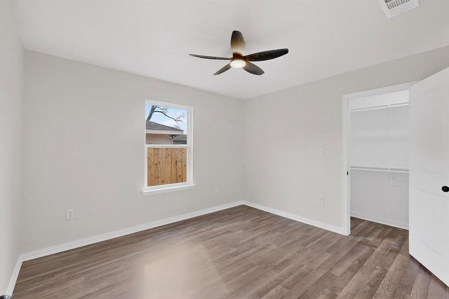 Spacious, unfurnished interior of a new home in , Dallas (Image 38).