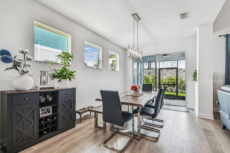 Furnished interior view inside a new home in , Tarpon Springs (Image 12).
