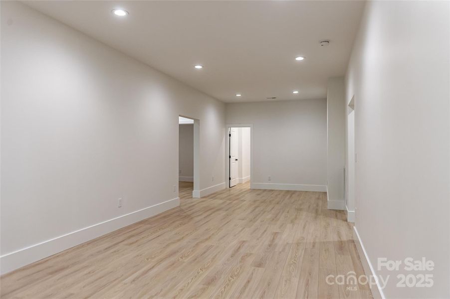 Spacious, unfurnished interior of a new home in , Hickory (Image 19).