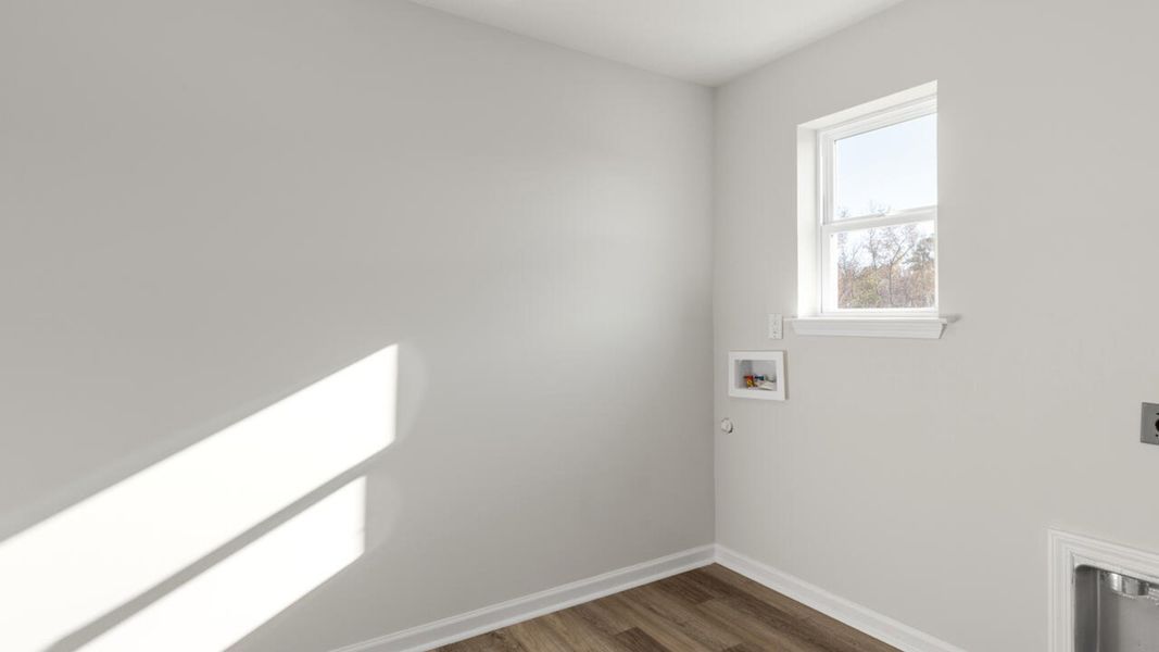 Spacious, unfurnished interior of a new home in Indigo Preserve, Leland (Image 43).