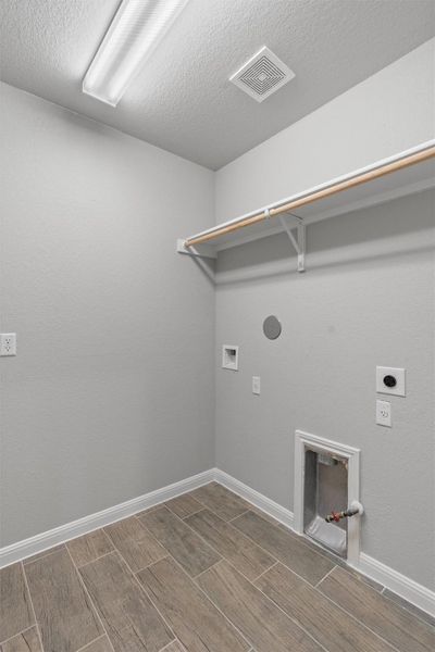 Spacious, unfurnished interior of a new home in Morningstar, Andice (Image 20). Spacious, unfurnished interior of a new home in Morningstar, Andice (Image 20).