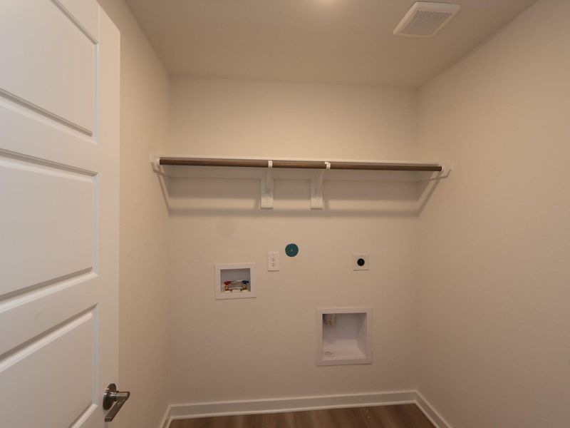 Spacious, unfurnished interior of a new home in Magnolia Ridge, Magnolia (Image 18).