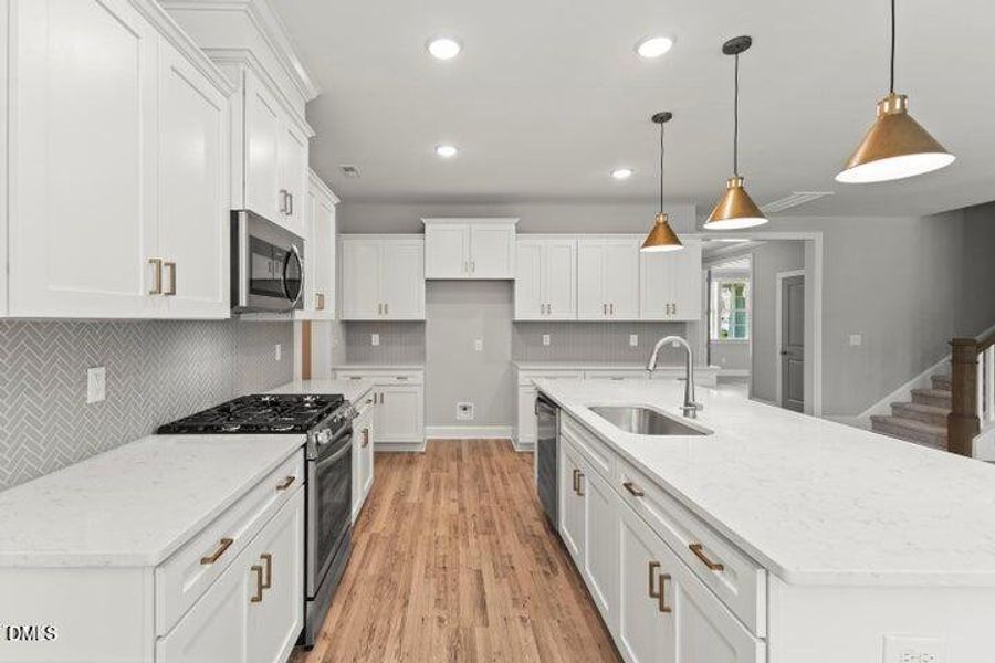 REPRESNTATIONAL PHOTO6