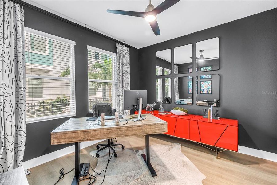 Furnished interior view inside a new home in , St. Petersburg (Image 34).