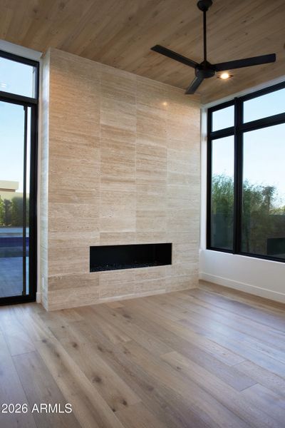 26-010(DOM)205 26-010(DOM)205