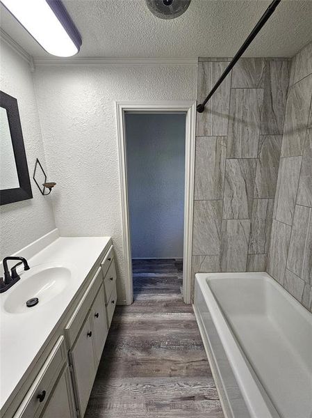 Furnished interior view inside a new home in , Groesbeck (Image 7).