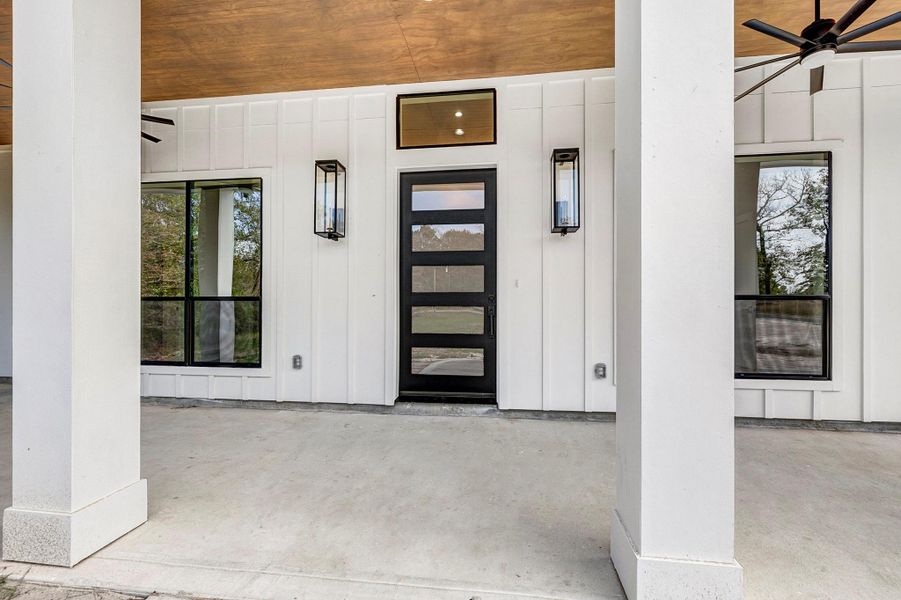 Exterior details and patio area of a home in , Magnolia (Image 3).