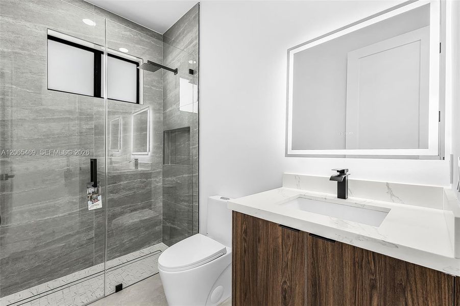 Furnished interior view inside a new home in , Cape Coral (Image 12).