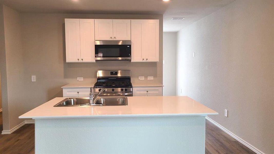 Furnished interior view inside a new home in Hickory Grove, Krum (Image 4).