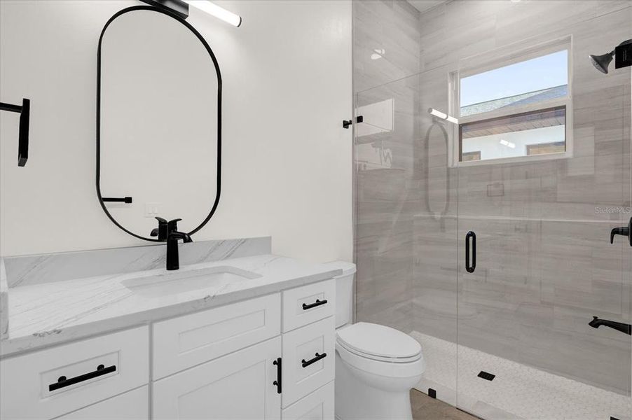 Furnished interior view inside a new home in , Orlando (Image 55).