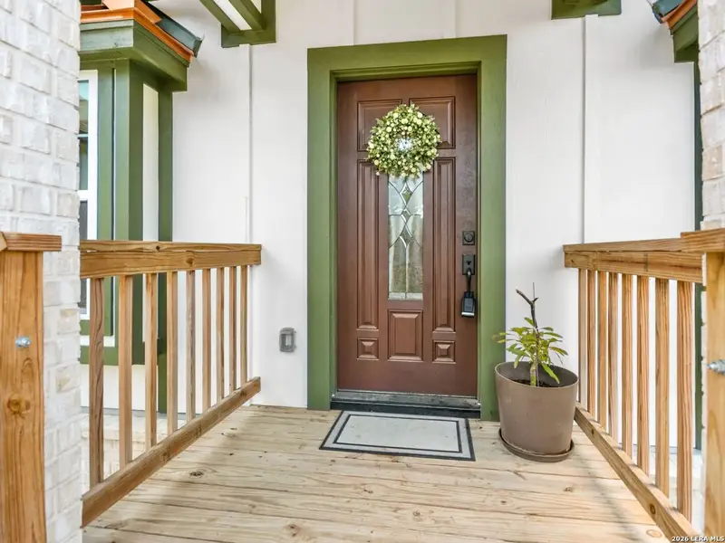 Exterior details and patio area of a home in , Bandera (Image 3).