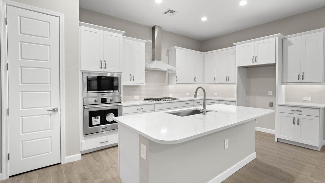 Representative furnished interior of a home built from the Palo Verde by D.R. Horton in Apache Farms, Buckeye (Image 11). Representative furnished interior of a home built from the Palo Verde by D.R. Horton in Apache Farms, Buckeye (Image 11).