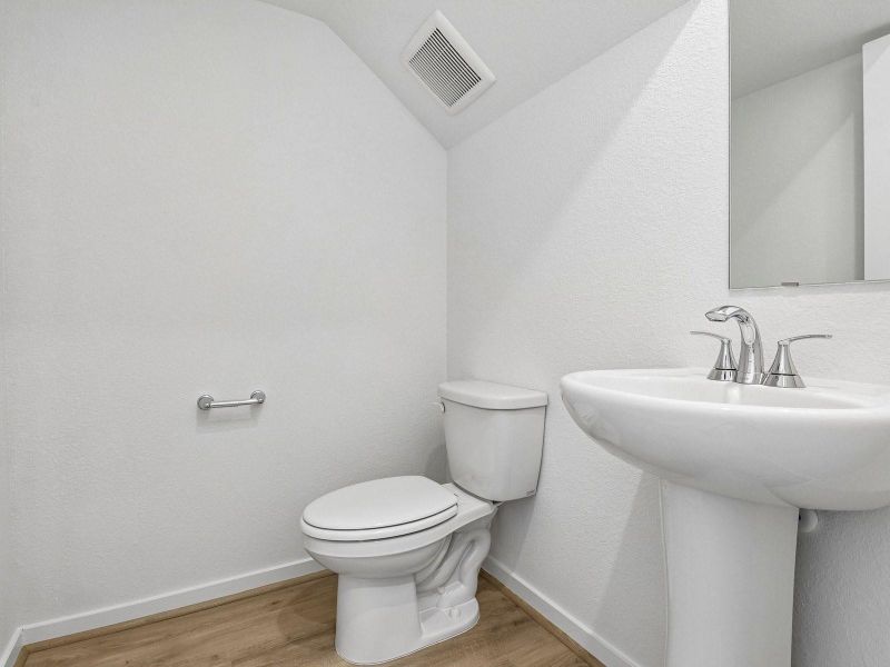 Photos are not of the actual home, but are photos of the builder home with same floorplan with similar interior finishes. Photos are not of the actual home, but are photos of the builder home with same floorplan with similar interior finishes.