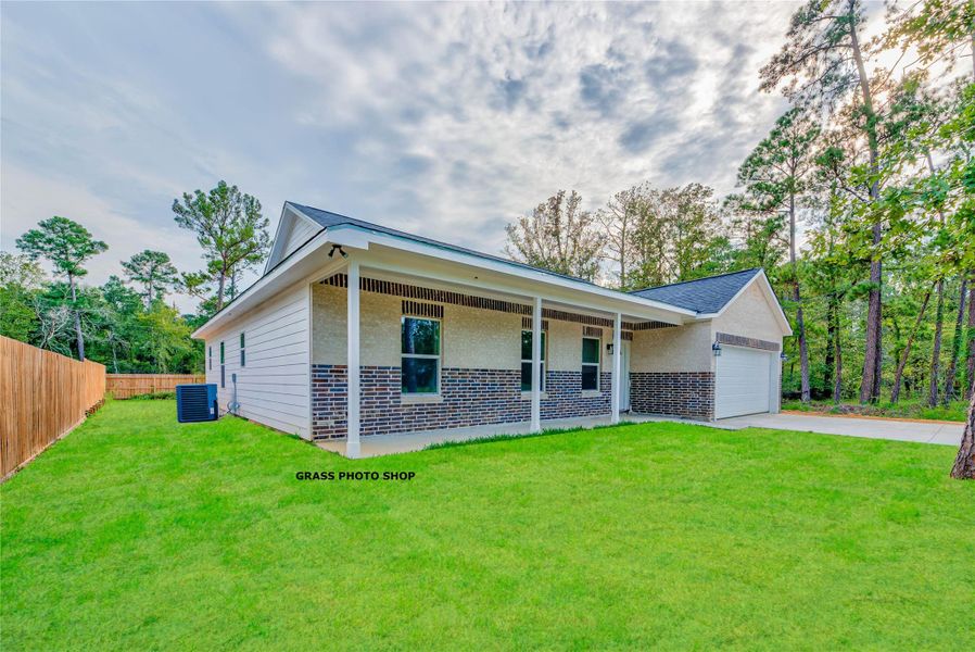 STREET VIEW 2099 SQ FT NEW BUILD 3 BEDROOM, 2 BATHS, 2 CAR GARAGE