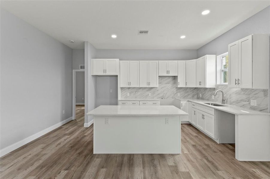 Furnished interior view inside a new home in , Bradenton (Image 14).